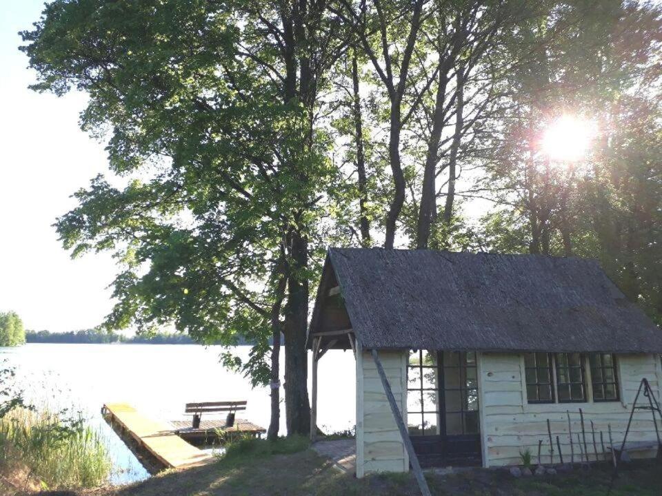 Wiatr W Kominie Dostep Do Jeziora Ublik Konopki Wielkie Exteriér fotografie